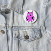 Badge Rond 5 Cm Chouette rose (En situation)