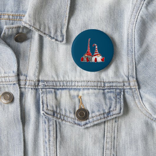 Badge Rond 5 Cm Christmas Gnomes (En situation)