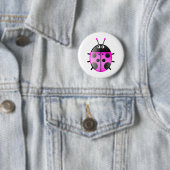 Badge Rond 5 Cm Coccinelle rose (En situation)