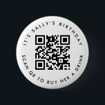 Badge Rond 5 Cm Codes QR personnalisés Cash App Anniversaire Code<br><div class="desc">Présentons notre épingle de bouton de don de code QR personnalisé, une façon amusante et moderne de célébrer une occasion spéciale ! Cette épingle unique comporte un code QR personnalisable, vous permettant de demander facilement des dons. Que ce soit « C'est l'anniversaire de Sally, scannez pour lui offrir un verre...</div>