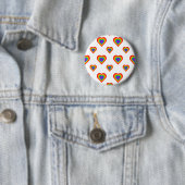 Badge Rond 5 Cm Coeur arc-en-ciel (En situation)