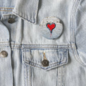Badge Rond 5 Cm Coeur de graffiti rouge (En situation)