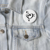 Badge Rond 5 Cm Coeur de musique Treble basse Clef Heart - Noir (En situation)