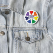 Badge Rond 5 Cm Coeurs arc-en-ciel (En situation)