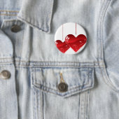 Badge Rond 5 Cm Coeurs sur une chaîne (En situation)