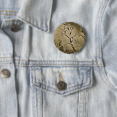 BADGE ROND 5 CM CONCEPTION ABSTRAITE AVEC ILLUSION DE BRANCHES D'A (En situation)