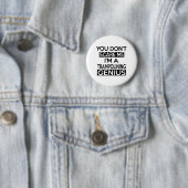 BADGE ROND 5 CM CONCEPTIONS DE GÉNIE DE TRAMPOLINING (En situation)