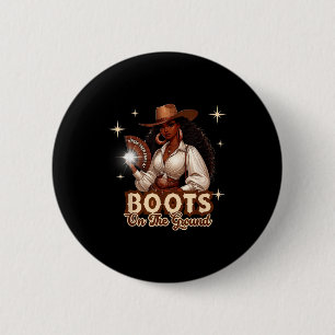 Badge Rond 5 Cm Cowgirl Western Black Girl Bla avec des bottes sur