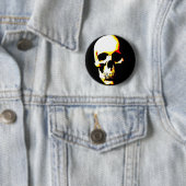 Badge Rond 5 Cm Crâne Imaginaire Art Rock Punk (En situation)
