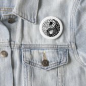 Badge Rond 5 Cm Crâne Yin Yang (En situation)