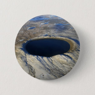 Badge Rond 5 Cm Cratère aérienne Pingualuit, Québec, Canada.