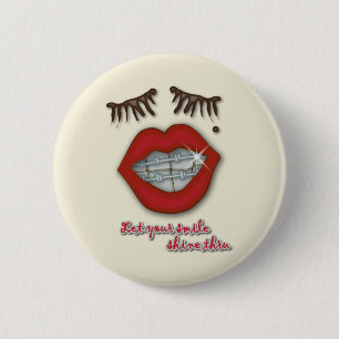 Badge Rond 5 Cm Croisillons brillants, lèvres rouges, taupe, et