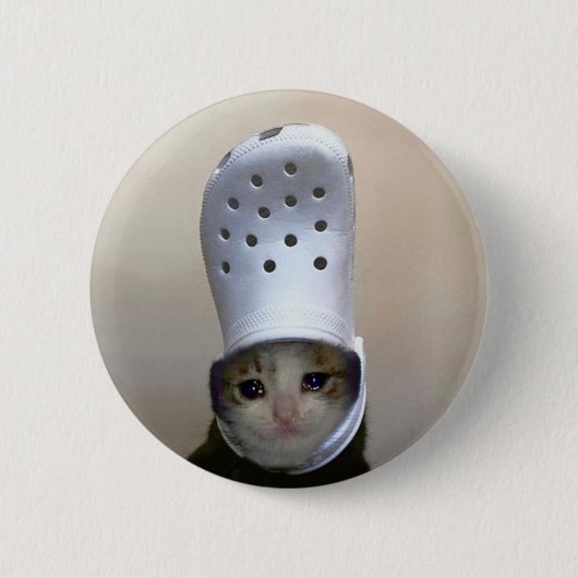 Badge Rond 5 Cm Crying Cat Croc Hat Meme Pin Button (Devant)