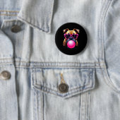 Badge Rond 5 Cm Cute Bulldog Blowing Bubble Gum (En situation)