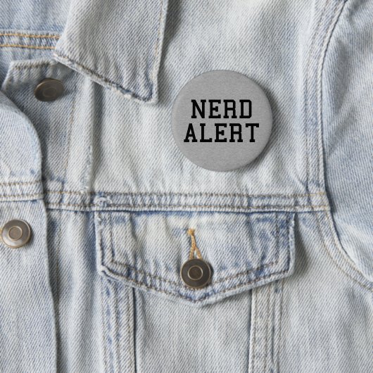 Badge Rond 5 Cm Devis drôle d'alerte nerd (En situation)
