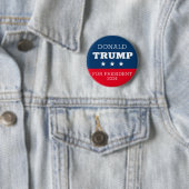 Badge Rond 5 Cm Donald Trump pour le président 2024 (En situation)