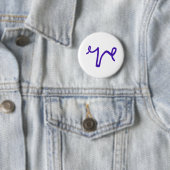Badge Rond 5 Cm Doodle d'utérus mauve (En situation)