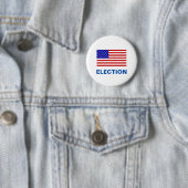 Badge Rond 5 Cm Drapeau américain et texte de l'élection (En situation)