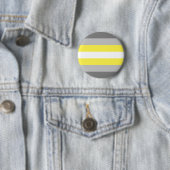 Badge Rond 5 Cm Drapeau de fierté demigender (En situation)