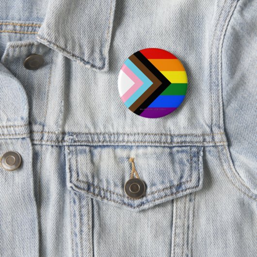 Badge Rond 5 Cm Drapeau de fierté Progress Pride de SlipperyJoe si (En situation)