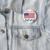 Badge Rond 5 Cm Drapeau de ondulation de Clinton Kaine (En situation)