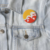 Badge Rond 5 Cm Drapeau du Bhoutan (En situation)