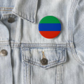 Badge Rond 5 Cm Drapeau du Daghestan (En situation)