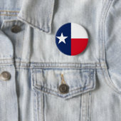 BADGE ROND 5 CM DRAPEAU DU TEXAS (En situation)