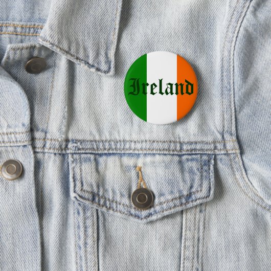 Badge Rond 5 Cm Drapeau irlandais (En situation)