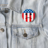 Badge Rond 5 Cm drapeau triste (En situation)