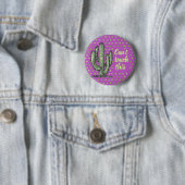 Badge Rond 5 Cm Drôle Cactus Plante Main dessinée Illustration vio (En situation)