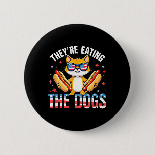 Badge Rond 5 Cm Drôle Trump Ils Mangent Les Chiens Les Chats Les 