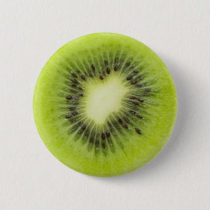 Badge Rond 5 Cm Du kiwi frais. Closeuse à tranche ronde isolée