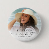 Badge Rond 5 Cm Elegant Funeral Photo Forever In Our Hearts (Devant)