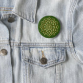 Badge Rond 5 Cm Élégant Motif de Mandala vert et or Floral (En situation)
