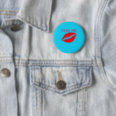 Badge Rond 5 Cm Embrasse-moi (En situation)