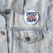 Badge Rond 5 Cm Empêcher Trump - Contre Trump (En situation)