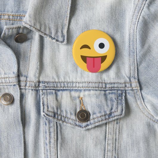 Badge Rond 5 Cm épingles emojis (En situation)