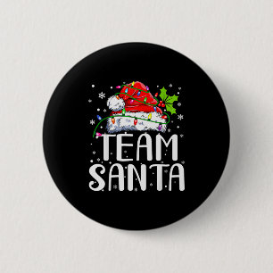 Badge Rond 5 Cm Équipe Santa Rouge Carreaux Chapeau Claus Lumières