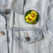 Badge Rond 5 Cm F6 Fleurs sauvages jaunes Gaillardia (En situation)