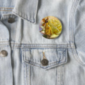 Badge Rond 5 Cm Faery de rose jaune (bouton) (En situation)