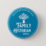 Badge Rond 5 Cm Family Tree Reunion Historian Genealogy<br><div class="desc">It's fun getting together with your family and reconnecting, sharing stories and learning about family genealogy. It's also fun to have an awards ceremony at your Family Reunion gathering. This family reunion award is for the first family members to arrive at your event. Add your family name and year of...</div>