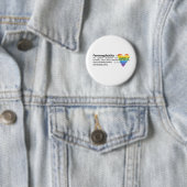 Badge Rond 5 Cm FEMMEPHOBIE Coeur Arc-en-ciel (En situation)