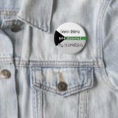 Badge Rond 5 Cm Fierté démonétique - "Comment osez-vous supposer"  (En situation)