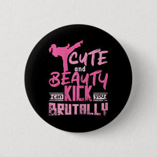 Badge Rond 5 Cm Fille de karaté kickboxing mignonne et beauté fémi
