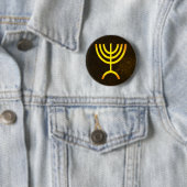 Badge Rond 5 Cm Flamme de Menorah (En situation)