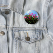 Badge Rond 5 Cm Fleurs de Glitchin (En situation)