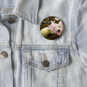 Badge Rond 5 Cm Fleurs de Pâques (En situation)