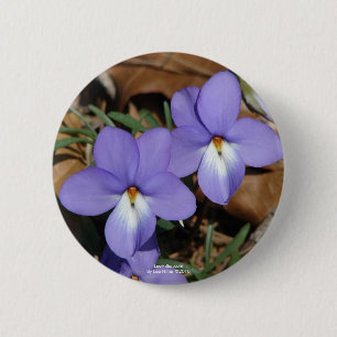 Badge Rond 5 Cm Fleurs Sauvages Violette à Pieds d'Oiseau III Cade