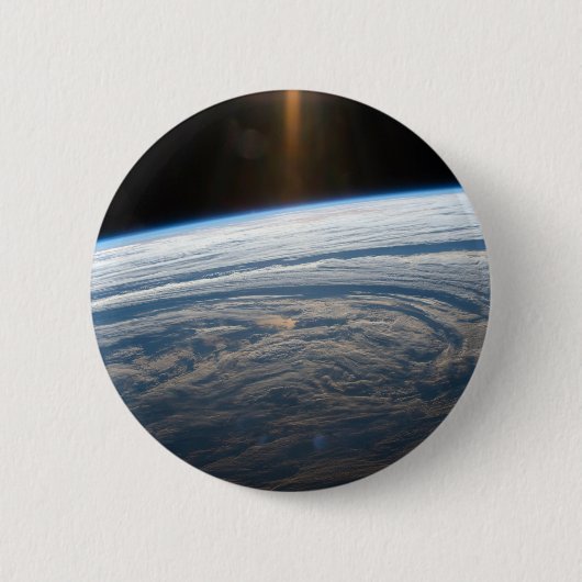Badge Rond 5 Cm Formations Nuageuses Dans L'Océan Indien Sud. (Devant)